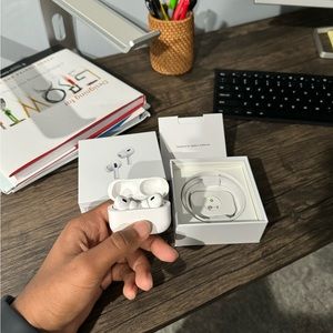 AirPod pro 2 with AppleCare+